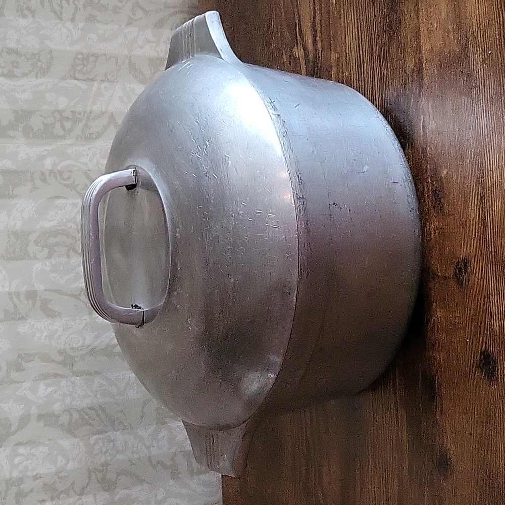 Vintage Wagner Ware Sidney Magnalite 4248-P Dutch Oven Roaster With Lid